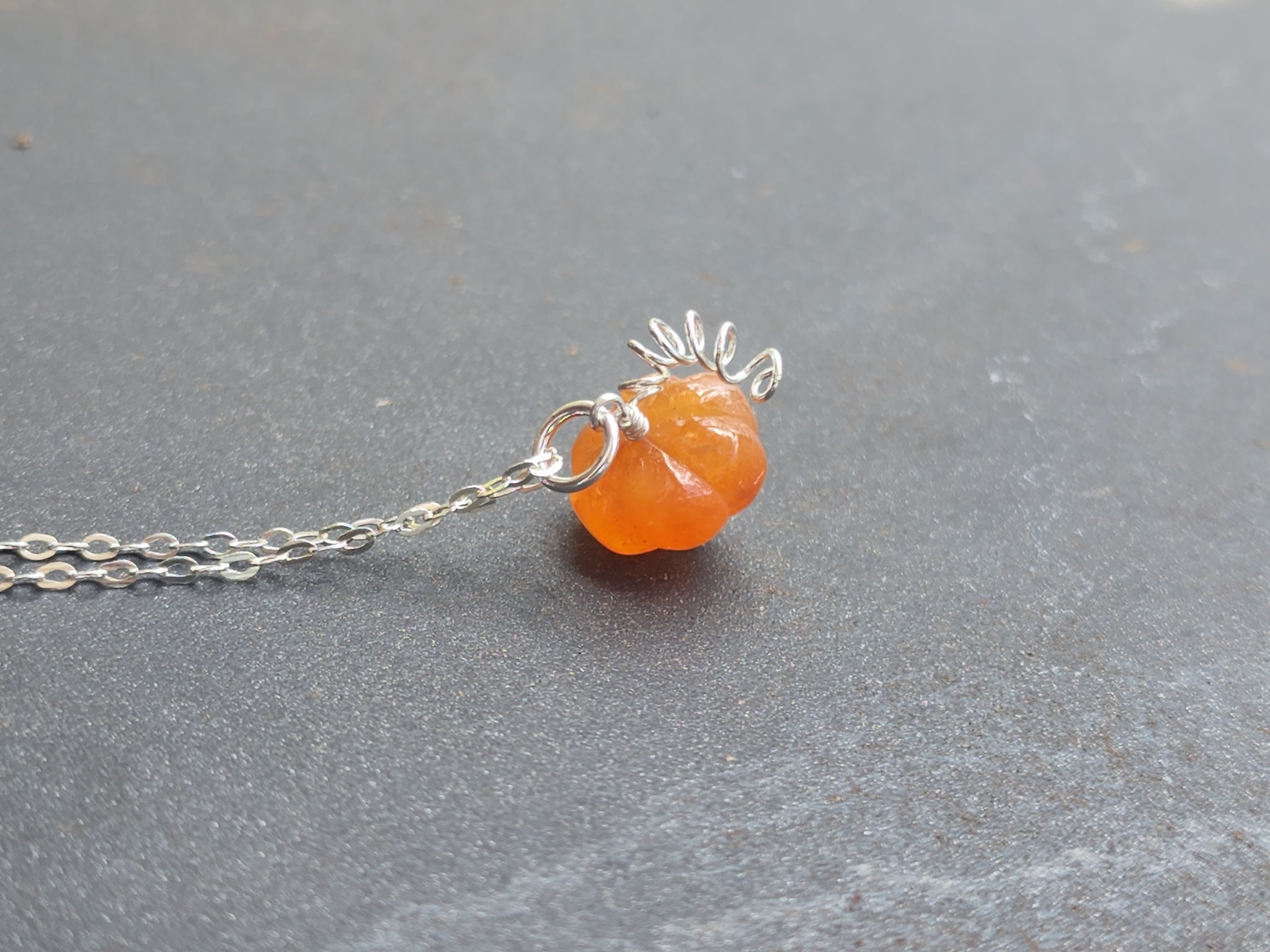 Fiery Heart necklace: Swarovski crystal pendant in orange-red on matte  black chain | Felt