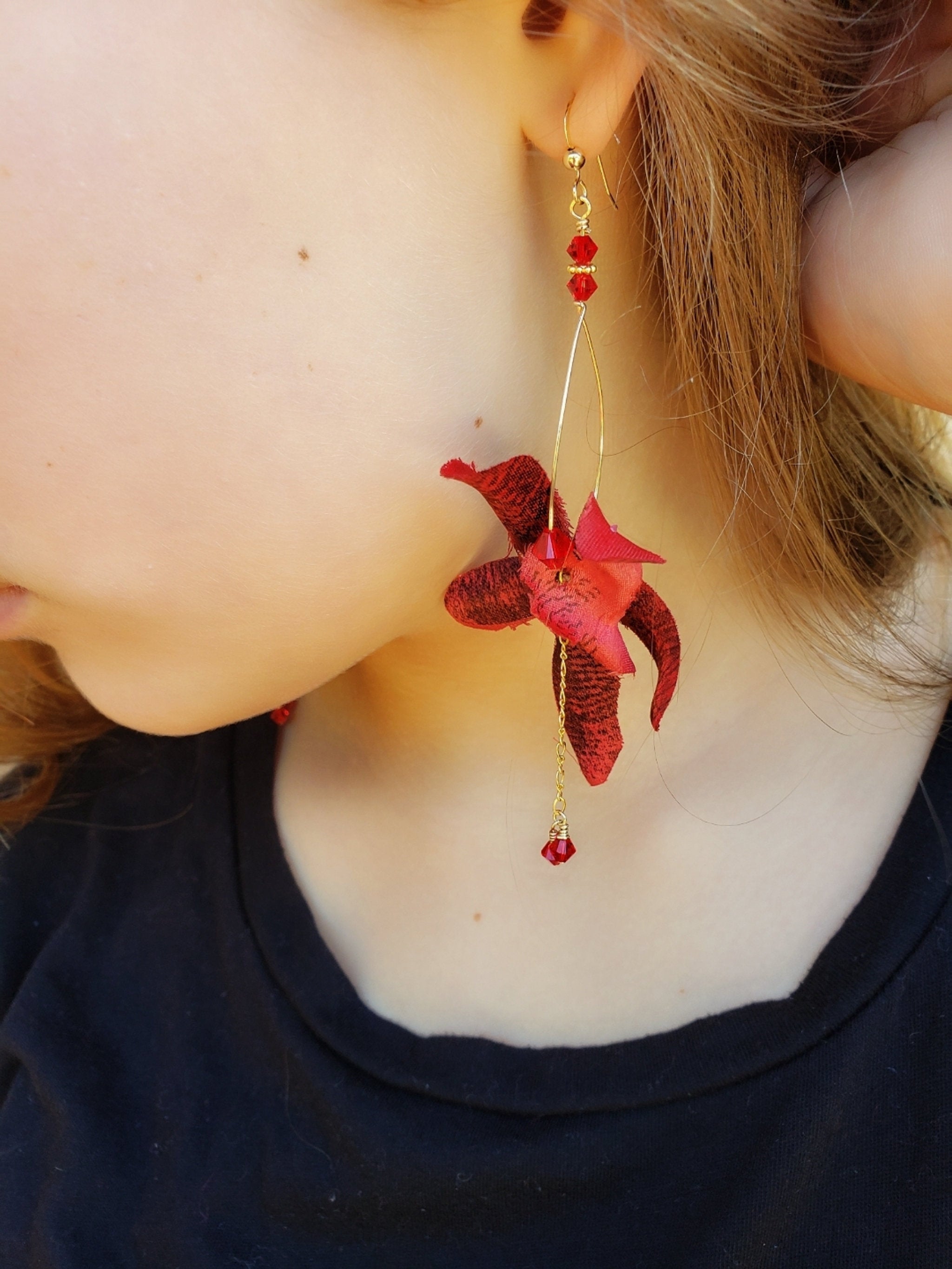 Rose flower earrings, Dried rose earrings, Dainty dangle earrings, Red  flower jewelry, Long flower earrings, Birthday gift for wife - Botania  Jewelry